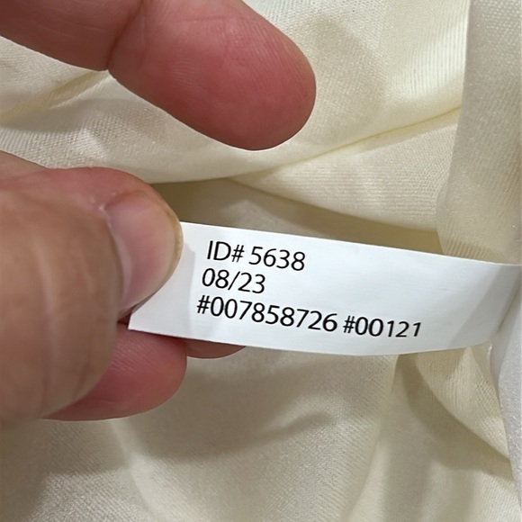 EXPRESS SWAN SATIN SCOOP NECK SATIN MIDI DOWNTOWN CAMI SLIP DRESS IN CREAM - L - Picture 15 of 15